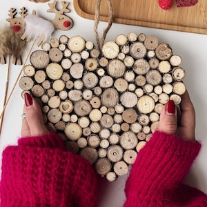 Decorazioni pendenti a forma di cuore in legno naturale coppia -  Italia