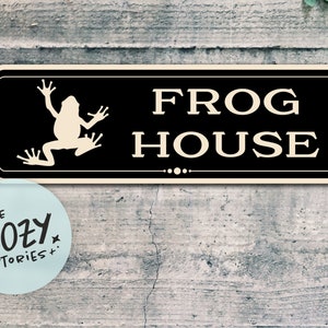 Custom Frog House Sign: Aluminum Garden Decor
