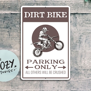 Cartello personalizzato per parcheggio solo per moto da cross / Cartello per parcheggio motocross / Cartello per motociclisti fuoristrada / Cartello divertente per moto / Cartello per garage in metallo