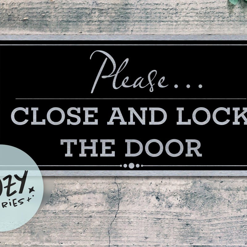 Please Lock the Door Sign - Etsy