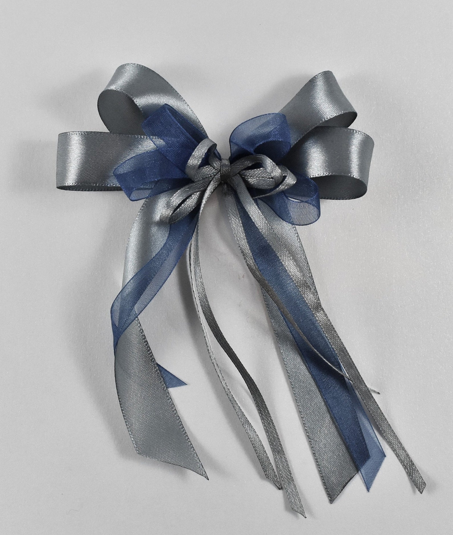 20 Stück Satin-Schleifen Gold 8x12cm - Tortendeko & Geschenkverpackung