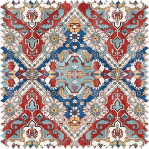 Puede incluir: Una muestra de tela cuadrada con un patrón simétrico y detallado. El diseño incorpora colores rojo, azul y crema con elementos florales y geométricos. La estética general recuerda a una alfombra o textil tradicional.