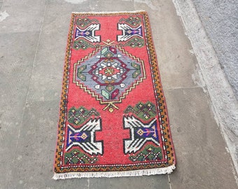 Turkish rug Small rug Oushak rug Cod5780 Bohemian rug Anatolian rug Doormat decor 2.2 x 4.9 ft Tribal area rug Vintage rug Wool rug