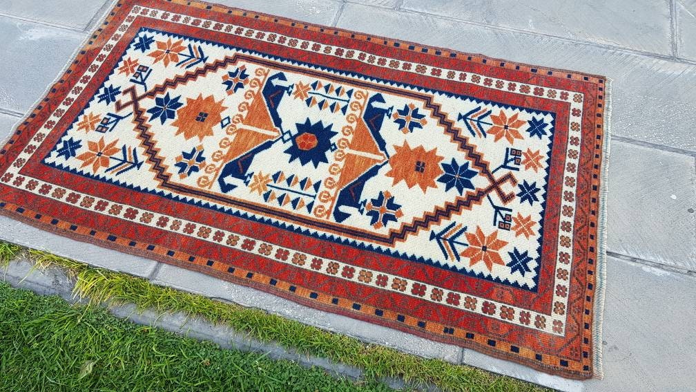 Vintage Hand-Knotted Yagcibedir Turkish Wool Prayer Rug – 3’10” x 5’9” – Deep Blue & Red Tribal Design