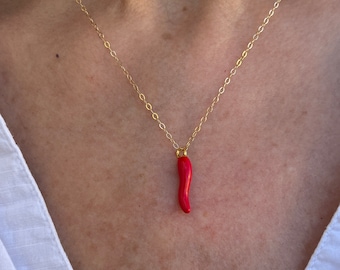 Cornicello Necklace, Italian Horn Necklace, Cornicello Charm, Horn Pendant Necklace, Chili Pepper Necklace, Cornicello For Women