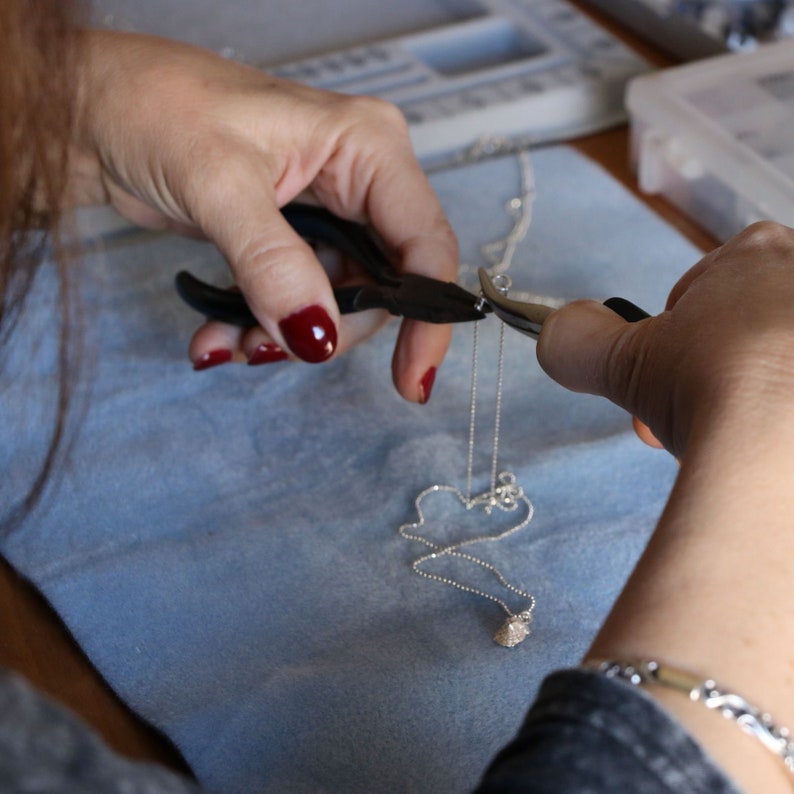 Am Israel Chai Necklace, Hamsa Necklace, Israeli Jewelry, Jewish