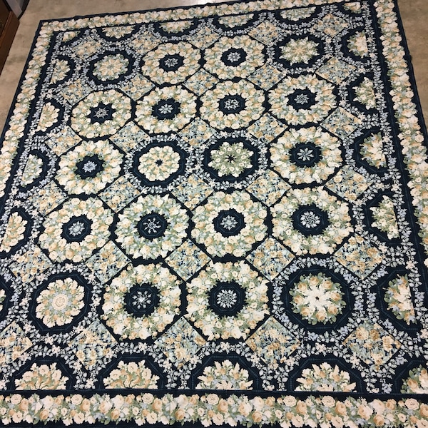 Keleidoscope Print Pattern Bed Set Quilt