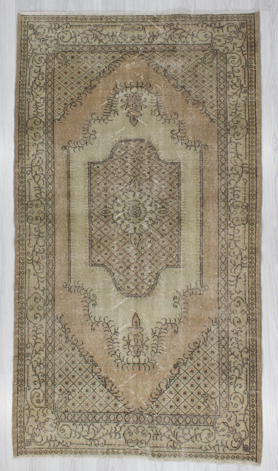 ウォッシュ加工されたヴィンテージトルコラグ 3.10 x 7.2 フィート