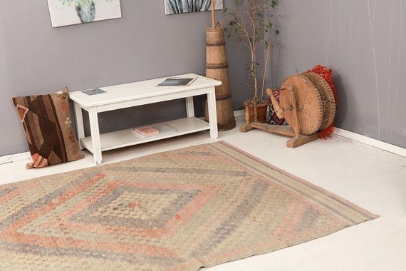 Faded Vintage Embroidered Kilim Rug - 6.2 X 7.7 - Etsy
