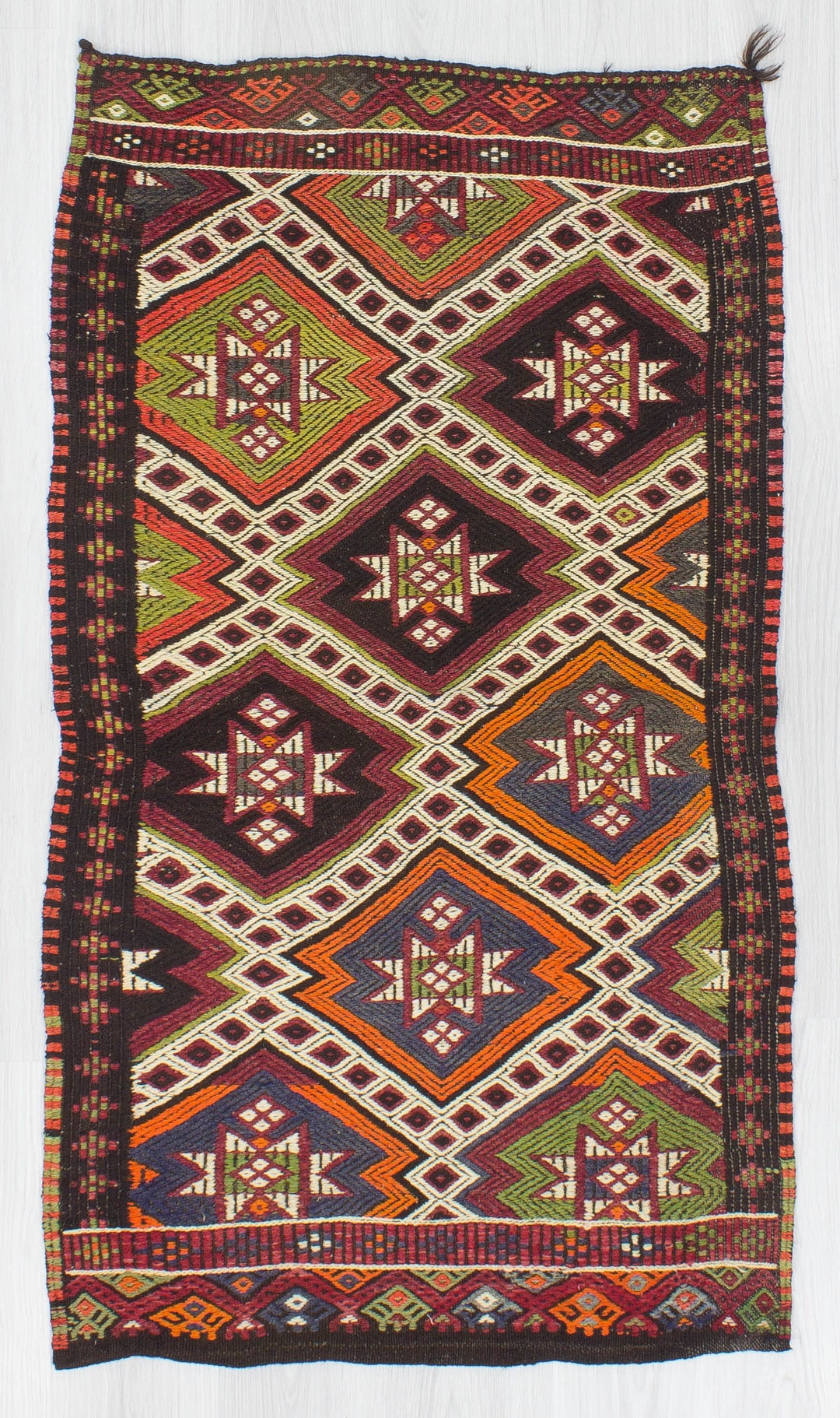 キリム rug Embroidered Decorative Small Kilim Rug 2.11 X 4.11 Ft - Etsy