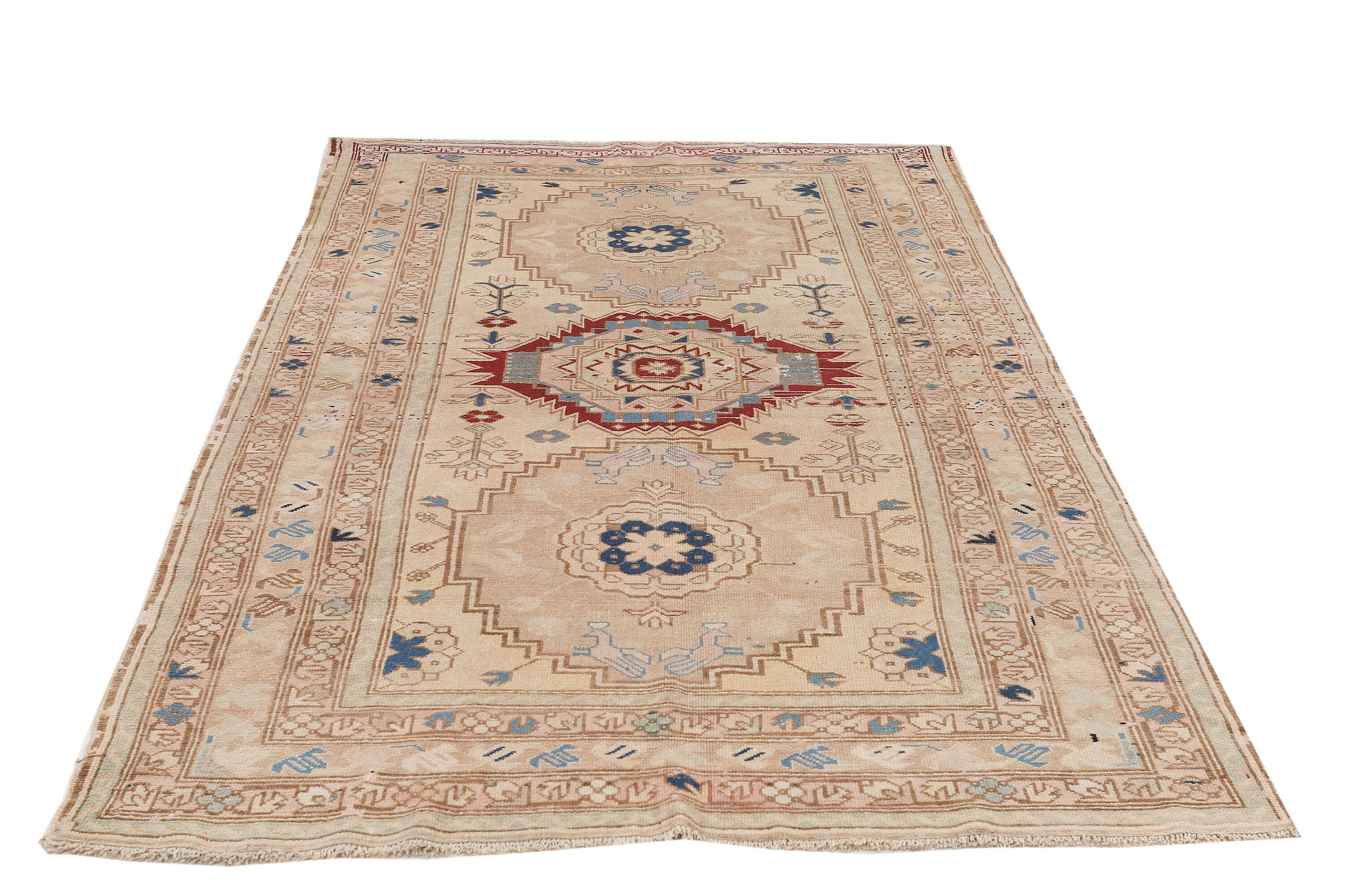 ヴィンテージ ウォッシュド アウト コーカサス ラグ - 4.8 x 8.4