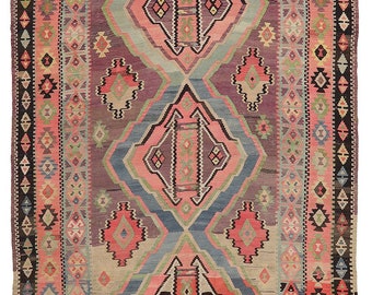 Vintage Faded Turkish Large Kilim Rug - 7.10 x 12.10