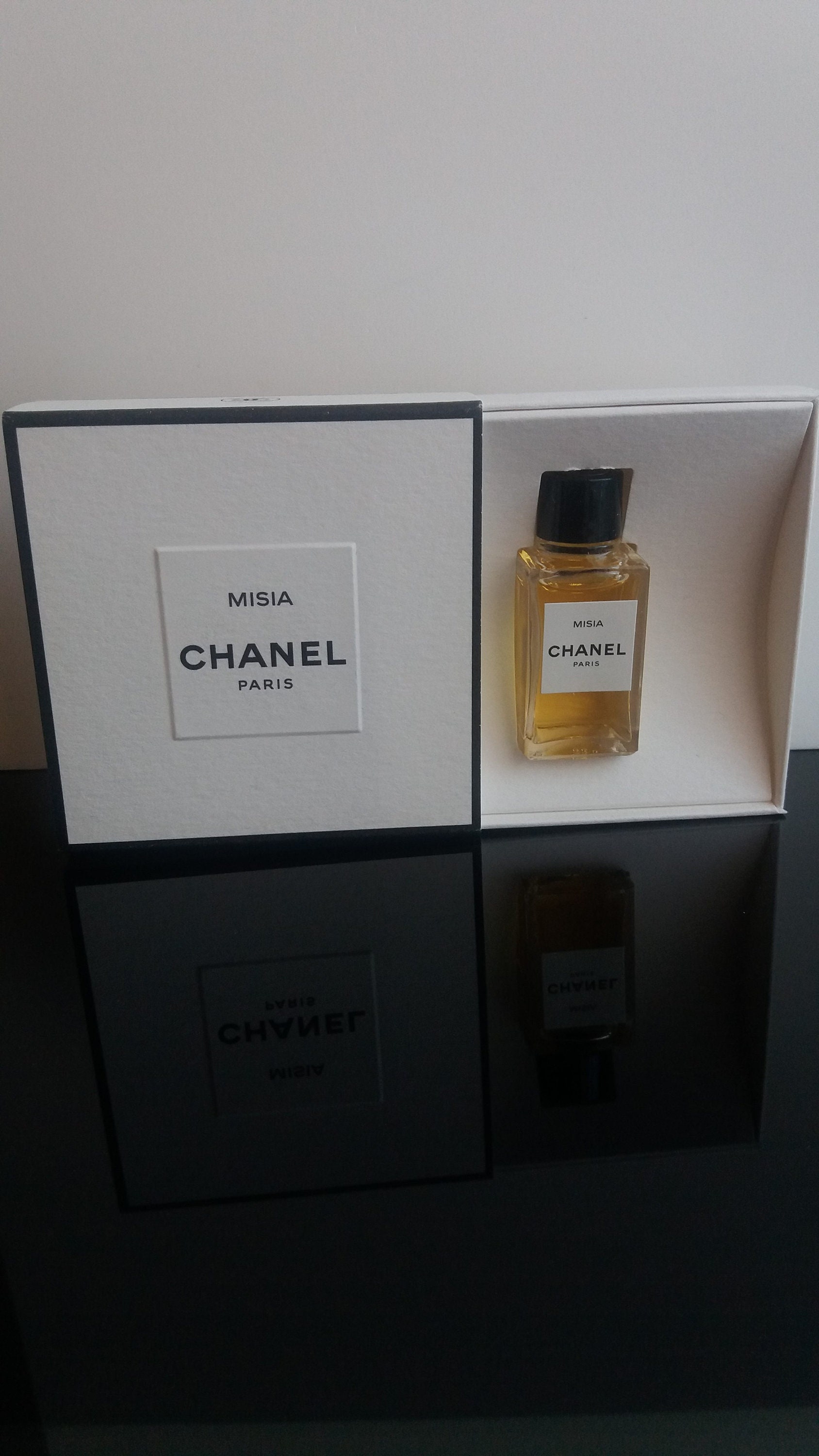 Chanel Misia Perfume Review