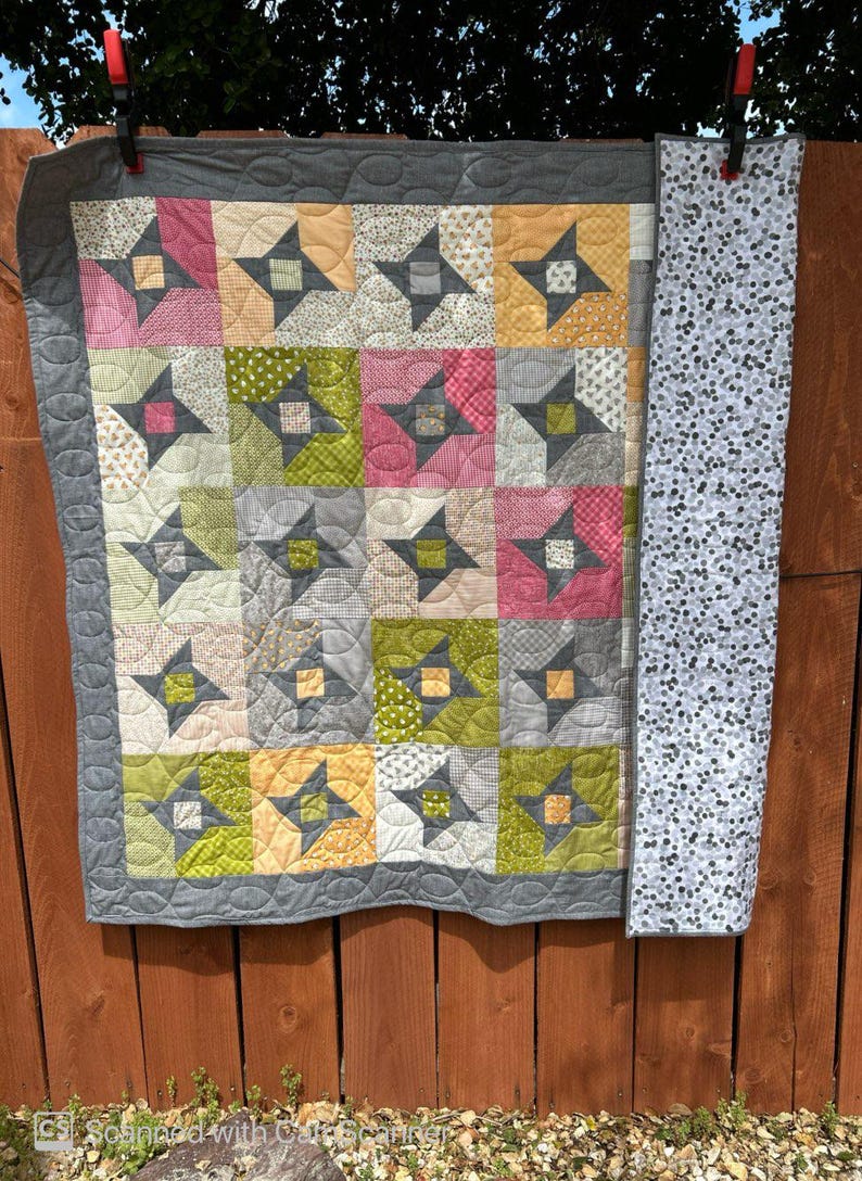 Quilt Handmade Twinkle Little Star Pattern by Donna Jordan 60" X 52" - Etsy