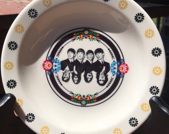 Paul John George & Ringo ~ Bone China Legends Plate Paul John George & Ringo ~ Bone China Legends Plate