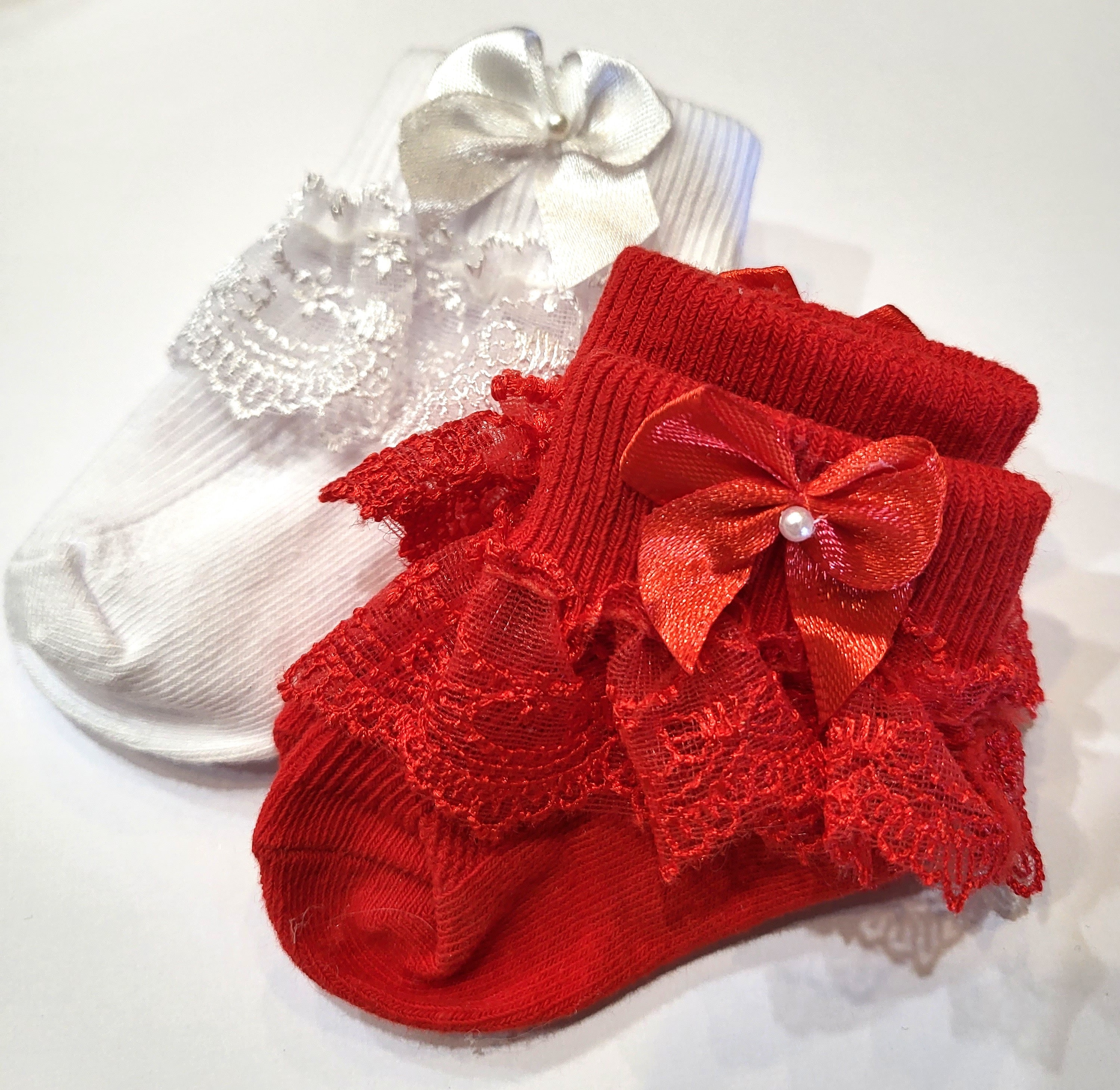 2 pcs set of red and white dress socks