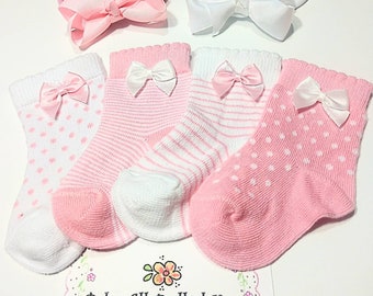 ROMANY BABY GIRL WHITE  SOCKS HUGE  PINK DIAMONTE BOWS FIRST SIZE 
