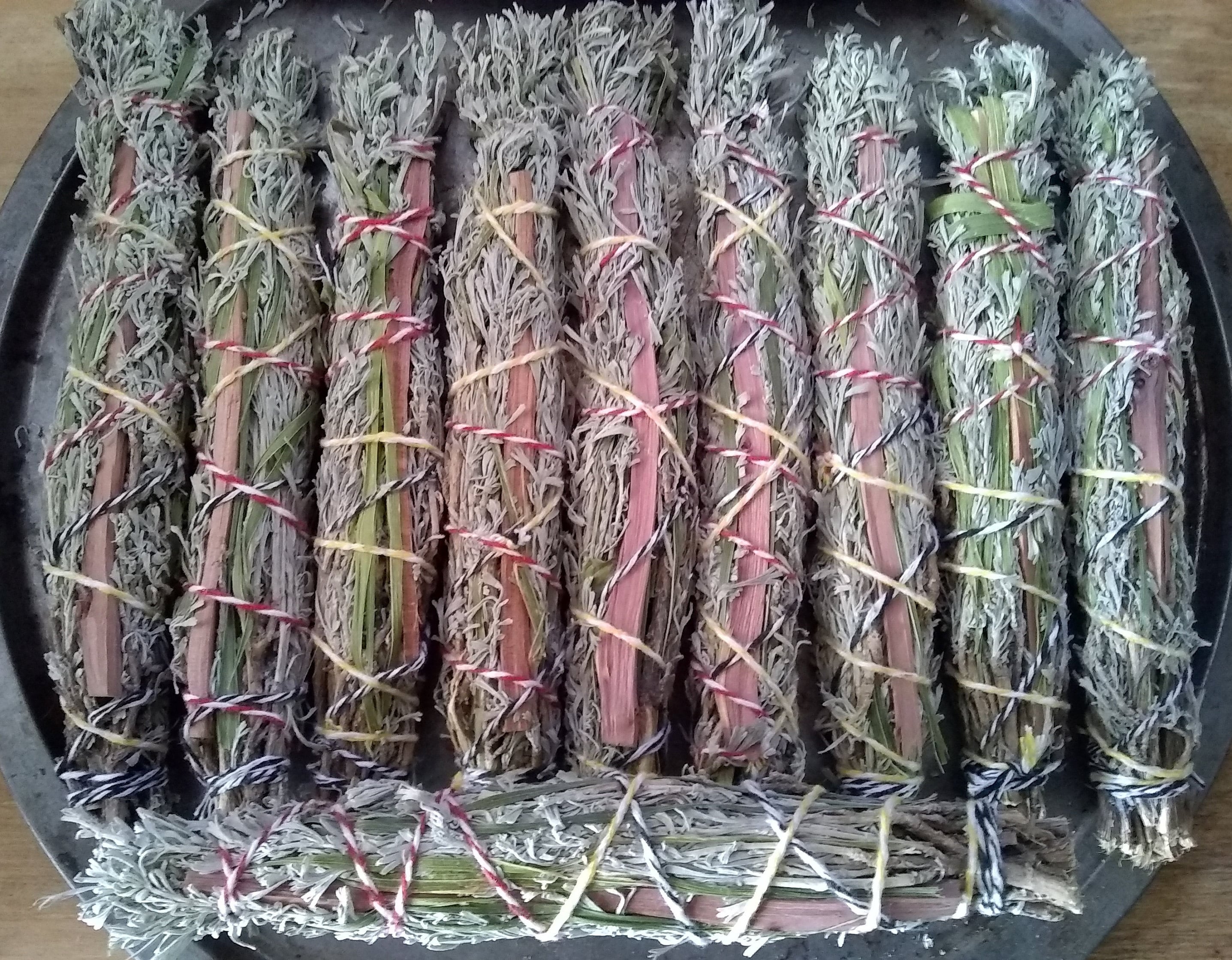 Bastoncini Di Artemisia Per Smudging - Confezione Da 2, Naturali, Per Purificazione E Relax, 10,2 Cm