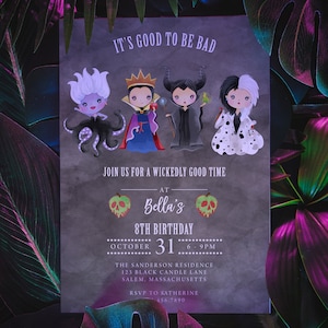 Puede incluir: Una tarjeta de invitaci&oacute;n morada y negra con fondo gris oscuro. La tarjeta presenta una ilustraci&oacute;n de dibujos animados de cuatro villanos de Disney: &Uacute;rsula, la Reina Malvada, Mal&eacute;fica y Cruella de Vil. El texto de la tarjeta dice "It's good to be bad" y "Join us for a wickedly good time at Bella's 8th Birthday, October 31, 6-9pm, The Sanderson Residence, 123 Black Candle Lane, Salem, Massachusetts. RSVP to Katherine 456.7890."
