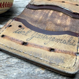 ¡Billetera vintage con forma de guante de béisbol Spalding Carl Yastrzemski!