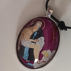 Medallion of the End Times -Marie Julie Jahanney. Purple Scapular
