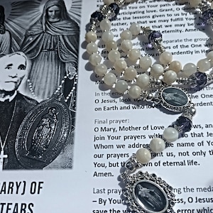 Coronilla Las lágrimas de María- nuestra Señora de las lágrimas. Chaplet of Our Lady of Tears.