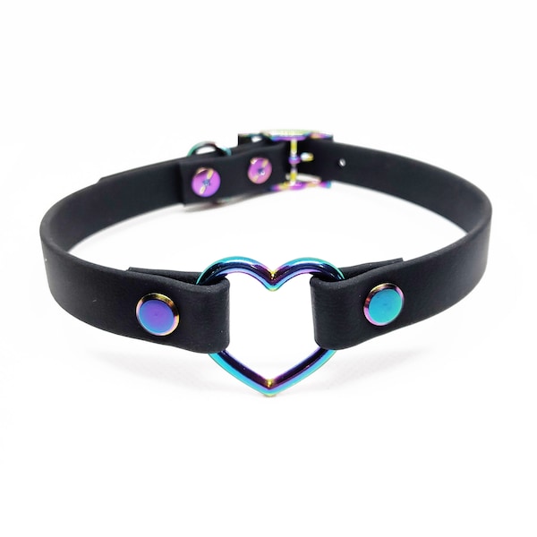 AORTA RAINBOW heart collar in black vegan leather w/ rainbow chrome hardware