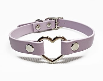 AORTA heart collar in lavender vegan leather