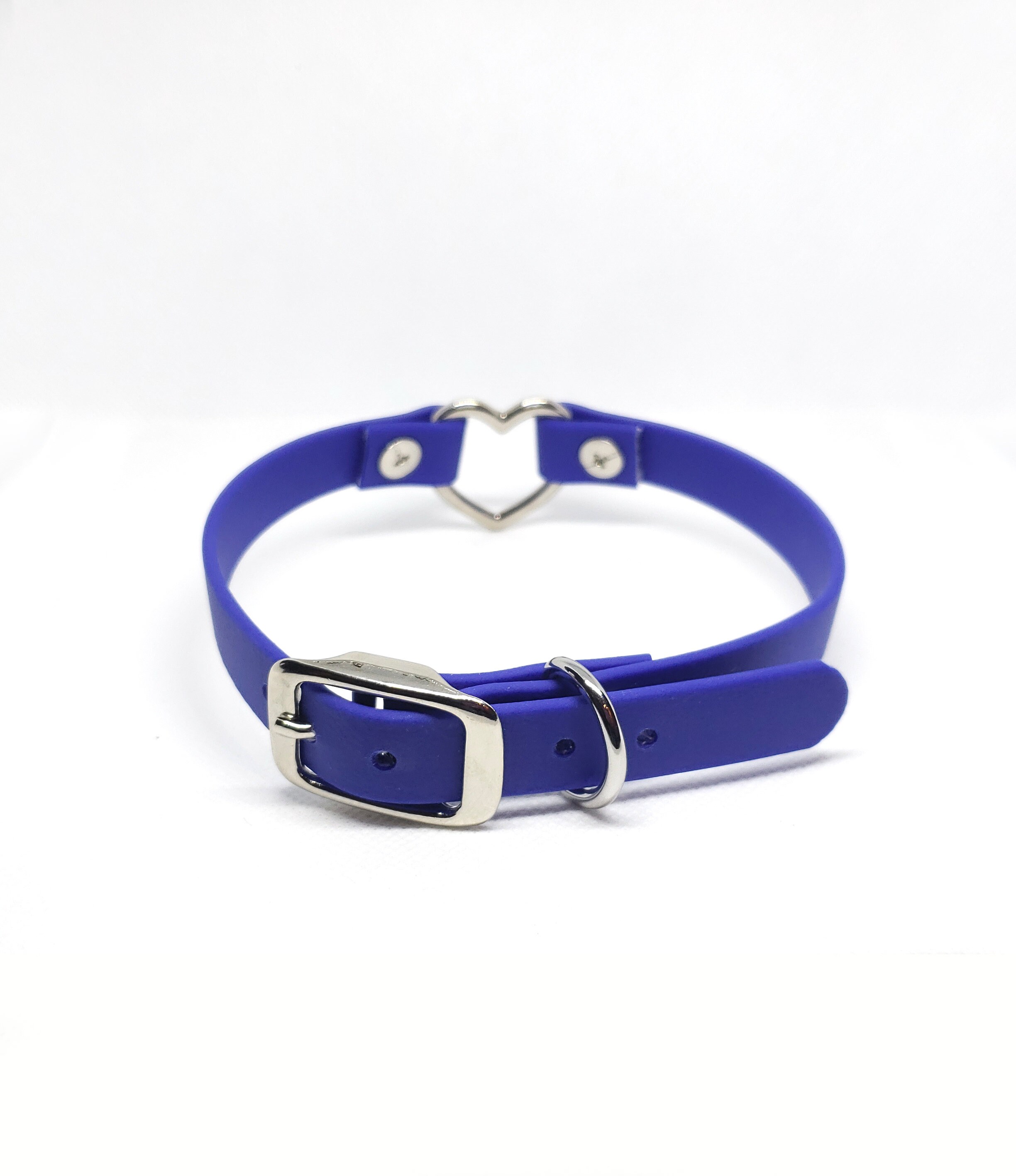 AORTA heart collar in blue vegan leather Etsy