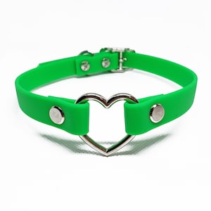 AORTA heart collar in neon green vegan leather