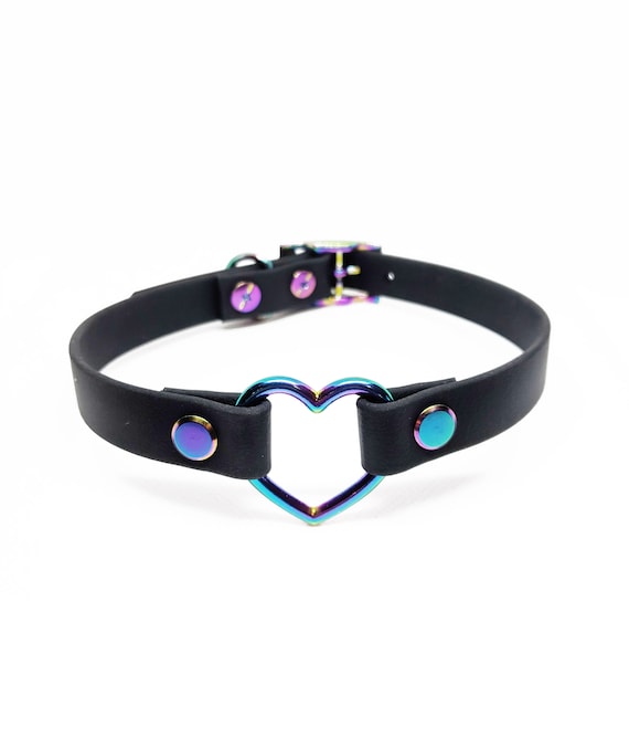AORTA RAINBOW heart collar in black vegan leather w/ rainbow chrome hardware
