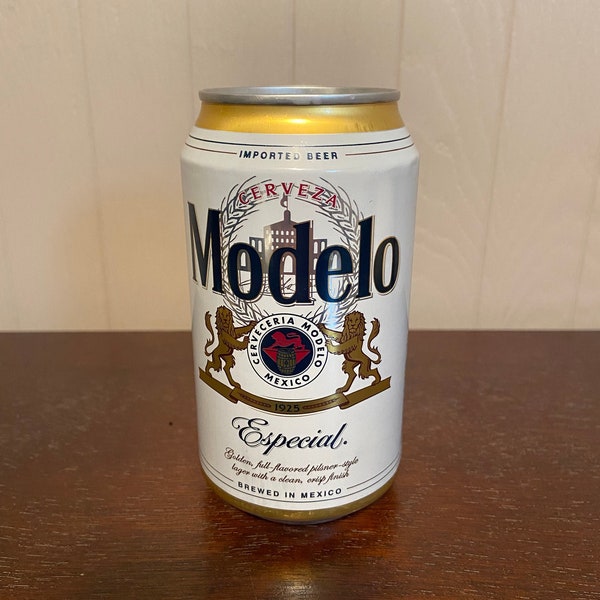 Modelo Beer Can Candle, scented soy wax candle, handmade candle, repurposed beer can candle, soy candle, BYOC CANDLE COMPANY, soy wax