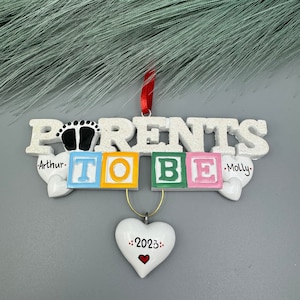 Eltern zu sein Weihnachtsschmuck, erwartet Eltern personalisierte Weihnachtsverzierung, erwartet Familie Weihnachten, Schwangere Paar Ornament