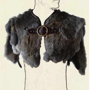 Fur mantle