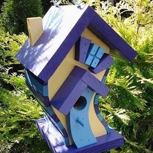 CROOKED BIRDHOUSE