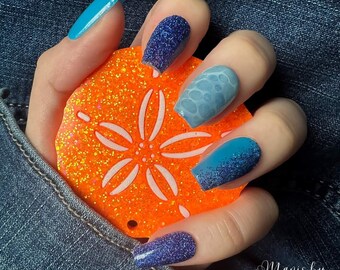 Sand Dollar Keychain | Nailfie Prop