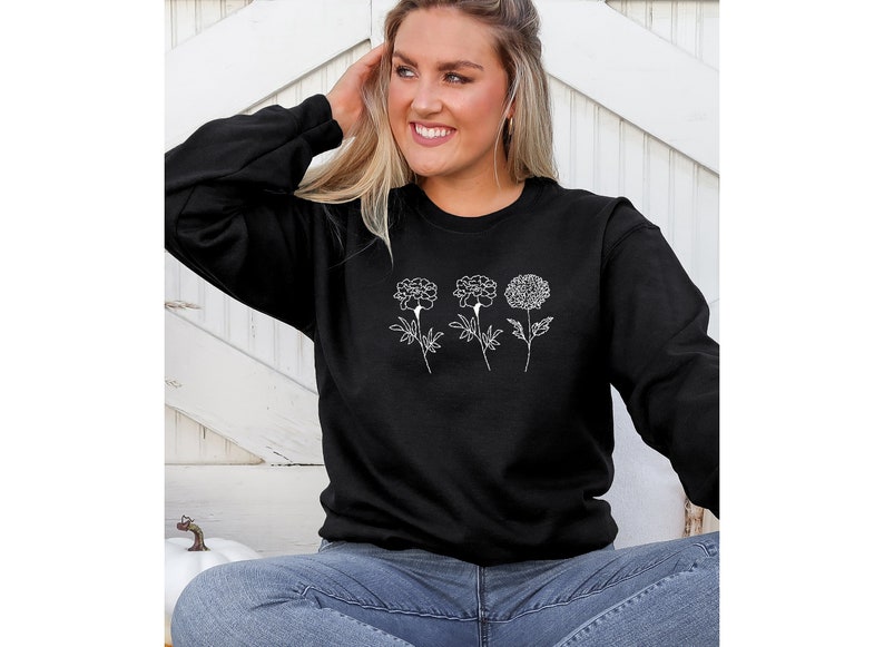 Custom Birth Month Flower Sweatshirt, Flower Shirt, Sentimental Gift for Her, Personalized Birth Month Flower Sweatshirt. image 3