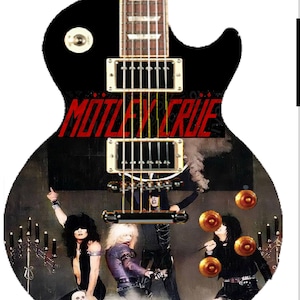 Custom Les Paul guitar