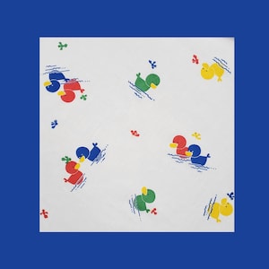 Dundee Ducks Sheet Pack n Play Yard Vintage 90s White Red Blue Green Yellow Bird Cutter Fabric