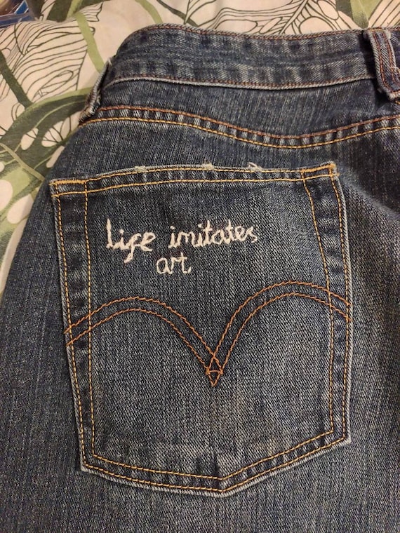 Embroidered Levi's Shorts/jeans life 