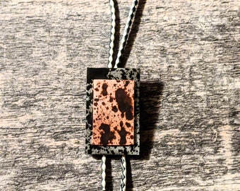 Modern Bolo Tie / Patina on Steel & Copper - hecho a mano en WA