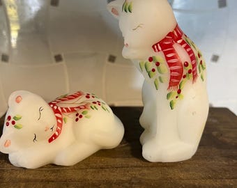 Vintage Fenton milk glass Christmas cats Holly berries and scarves very rare pair