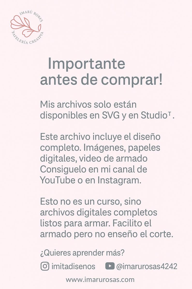 Op de afbeelding: Een lichtroze afbeelding met Spaanse tekst, waaronder "Importante antes de comprar!" en informatie over digitale bestanden in SVG- en Studio-formaten, met links naar YouTube en Instagram.