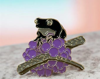 Beauty Berry & Tree Frog Enamel Pin - North Carolina native