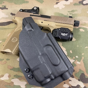 Kydex Outside the Waistband Holster FN 509t with streamlight tlr7. Right Handed.