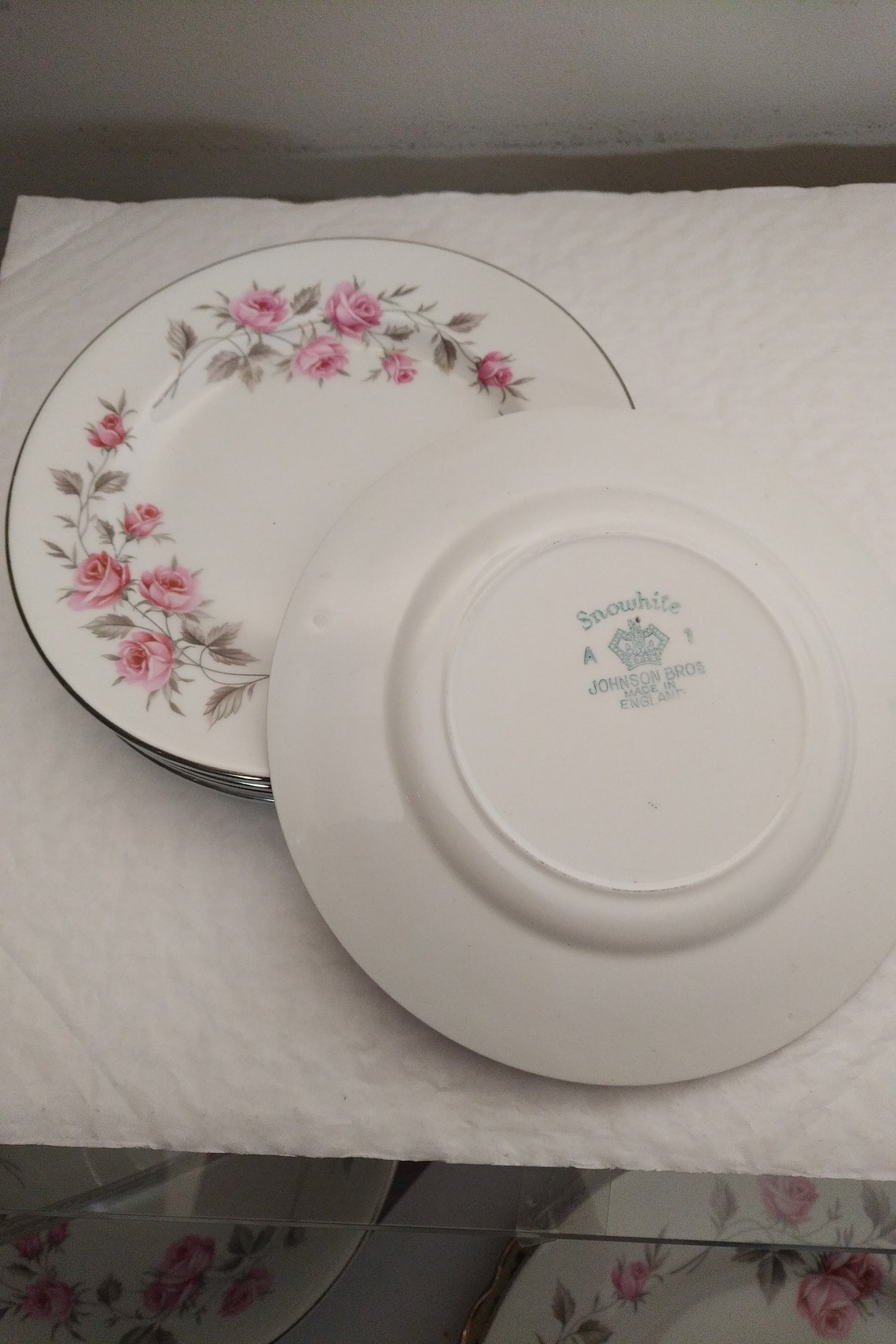 Vintage Johnson Brothers/ Set of 4 Plates / / Snow White / Etsy