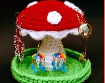 Crochet Mushroom Earring Holder Pattern—Cottagecore Crochet—Mushroom Earring Holder—Crochet Mushroom—Crochet Accessory—Cutecore Mushroom