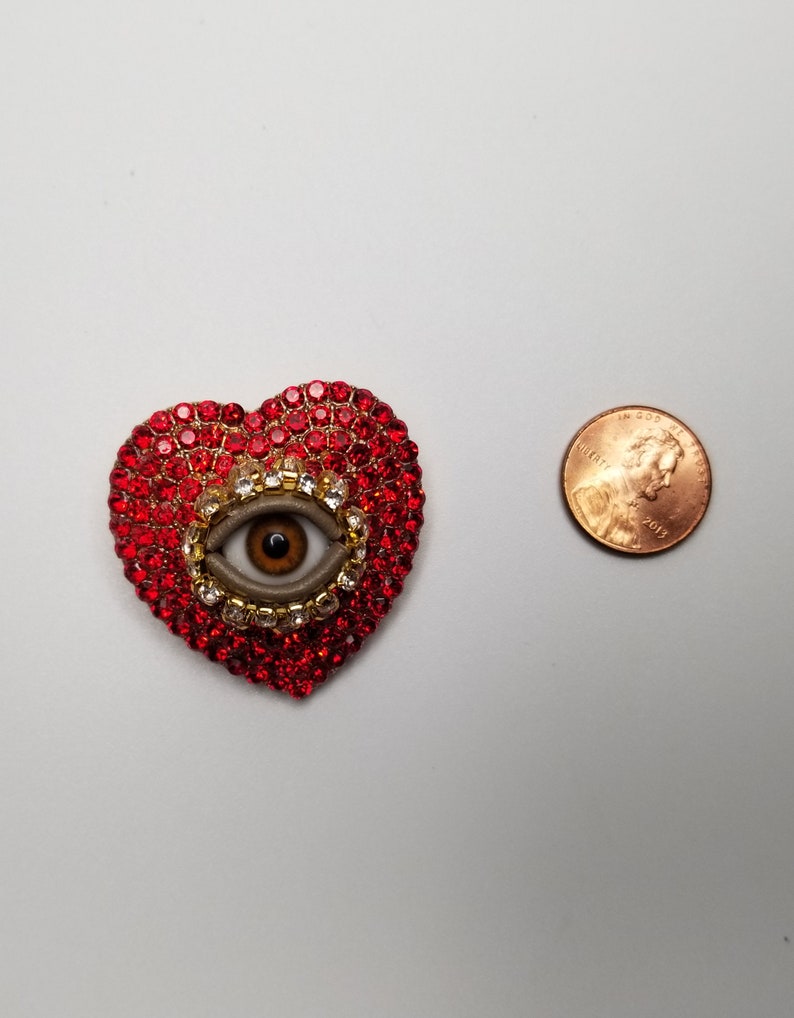 Red Lonely Hearts Wink Sweet mixed media art pin. Goldtone statement piece. Unique gift. image 2
