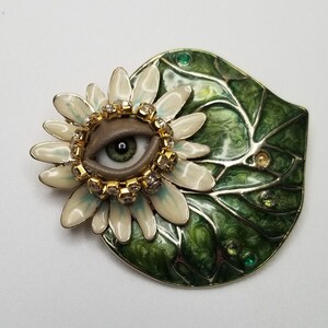 Lily Pad Wink Lovely vintage brooch. Mixed media art pin. Goldtone statement piece. Unique gift. image 1