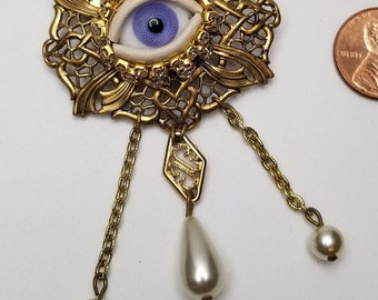 Nouveau Wink - Sweet vintage brooch. Striking mixed media art pin. Goldtone statement piece. Unique gift.